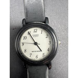 CASIO LQ-139 Classic Women’s Quartz Wristwatch White Dial Black Band 23.4mm